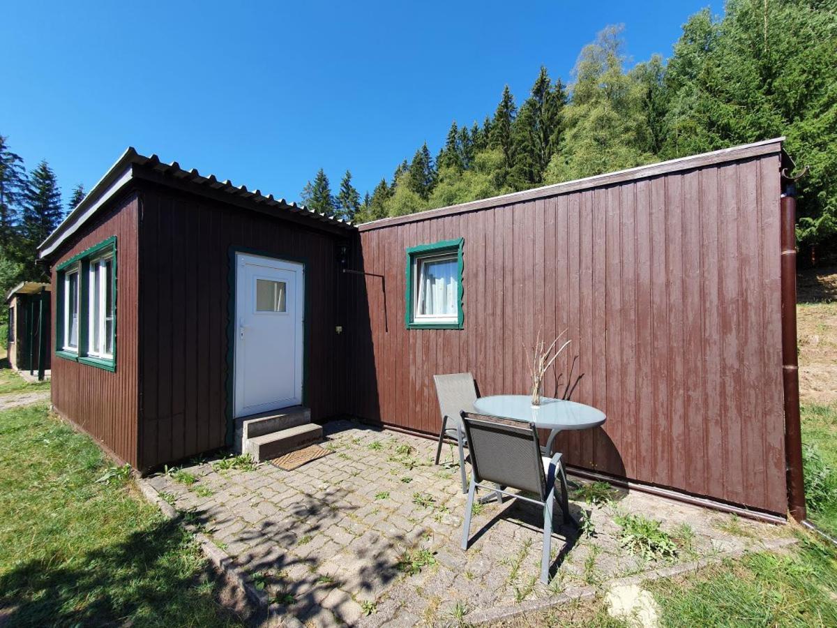 Ferienhaeuser & Bungalows - Naturcamp Meyersgrund Im Thueringer Wald الميناو الغرفة الصورة